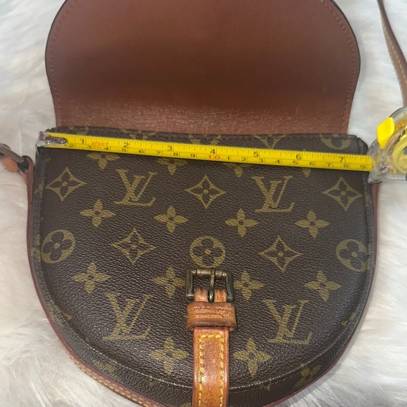 Louis Vuitton Brown Monogram Crossbody Bag with Leather Trim 
Chantilly - Picture 16 of 16